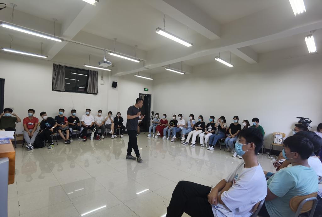 威廉希尔足球官网